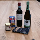 Passaggio a Nord-Ovest Gift Box con Barbera d'Alba Franciacorta e nocciole
